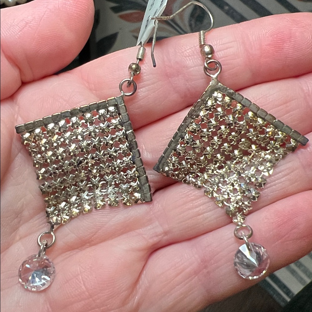 Cache Silver Tone Metal Mesh Rhinestone Crystal Dangle Earrings - Picture 5 of 5